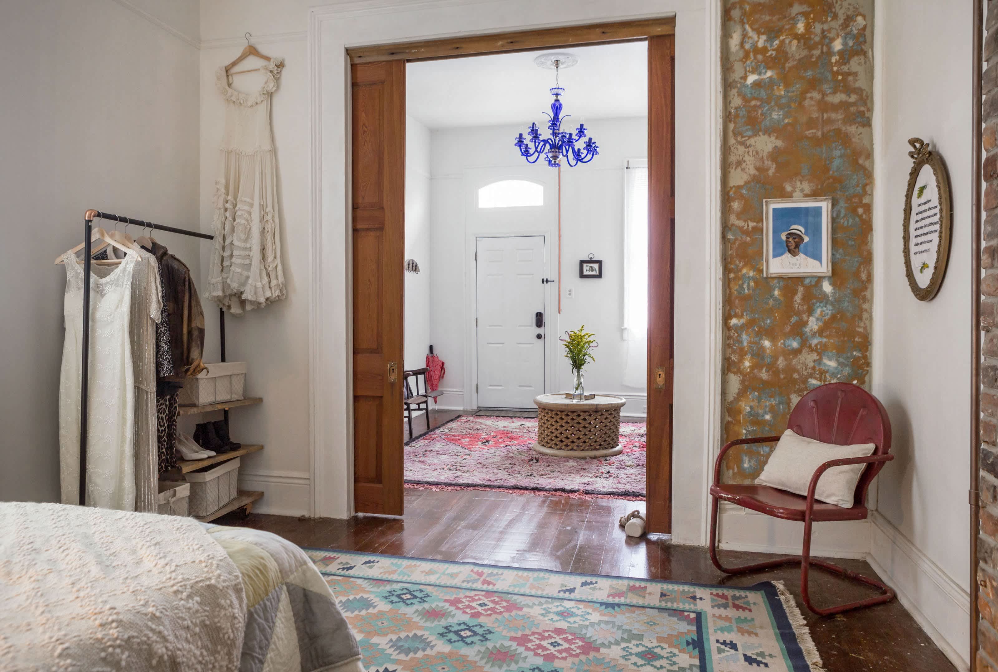 House Tour A New Orleans Shotgun With Vintage Charm Apartment Therapy